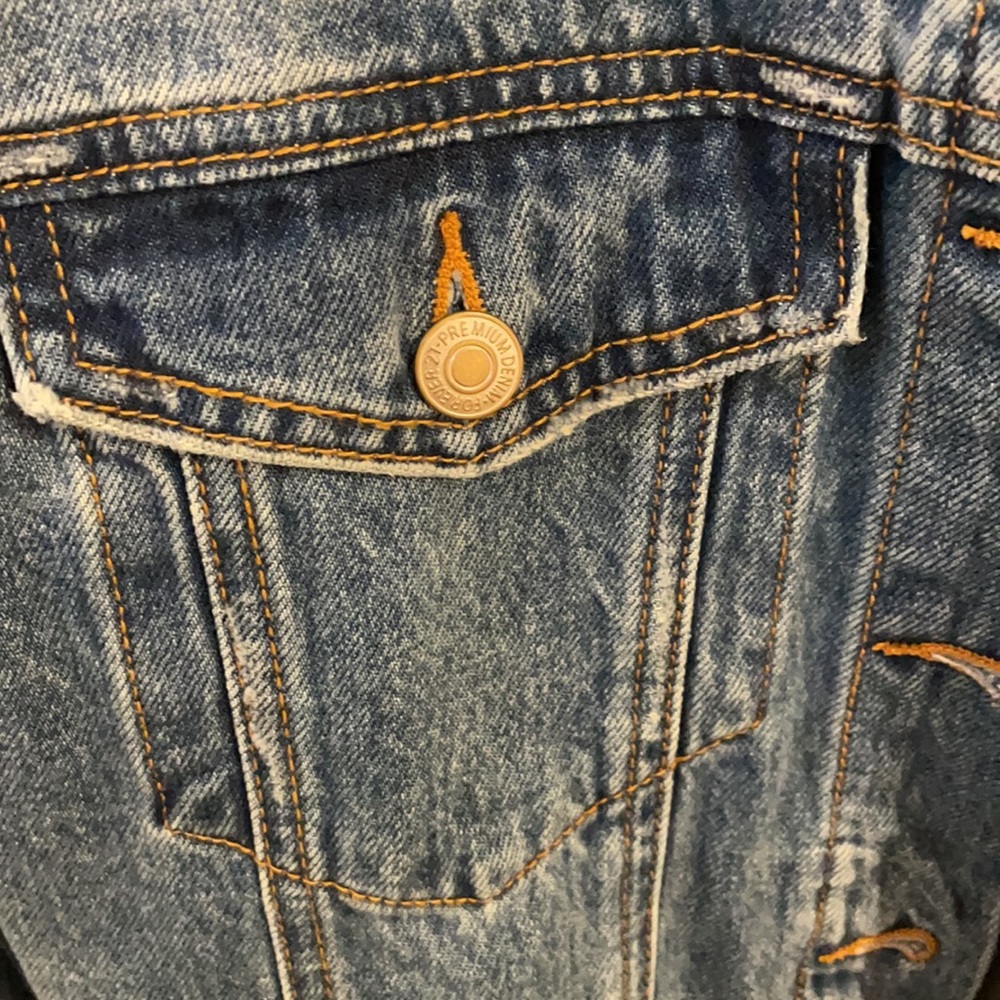 Jean Jacket - Picture 4 of 5